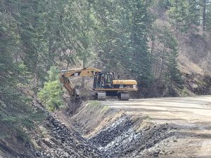Image of Sunyside Road construction to improve the stormwater drainage.